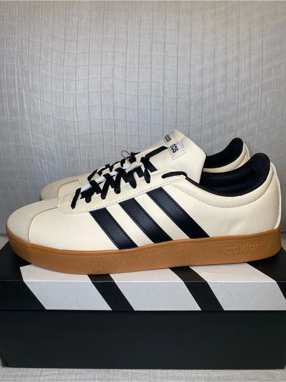 Adidas VL Court Base